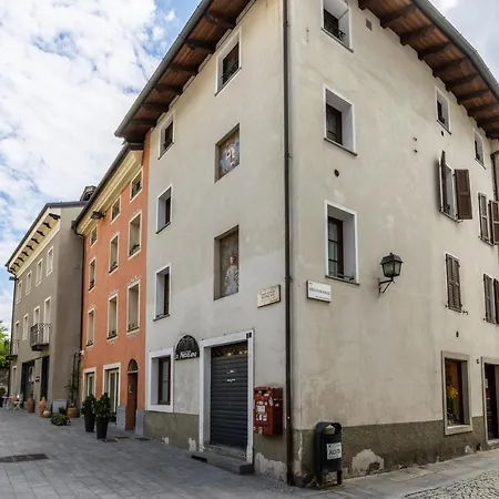 Centre - Croce Di Citta 88 *